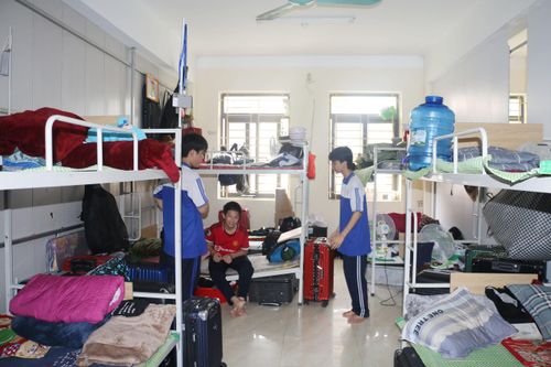 Tại sao gần 800 học sinh ở Trường THPT Dân tộc nội trú tỉnh Nghệ An phải ở ghép?