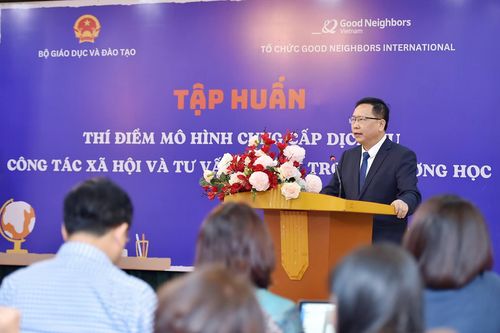 Tập huấn mô hình cung cấp dịch vụ công tác xã hội và tư vấn tâm lý trường học