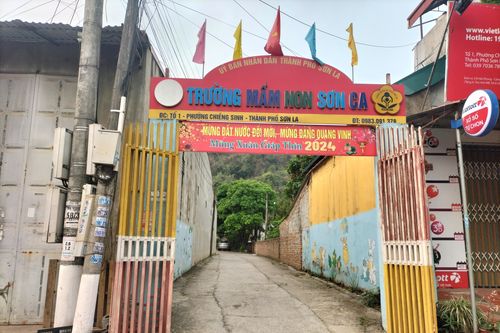 Bé trai bị trượt chân ngã ở trường Mầm non Sơn Ca dẫn đến chấn thương não