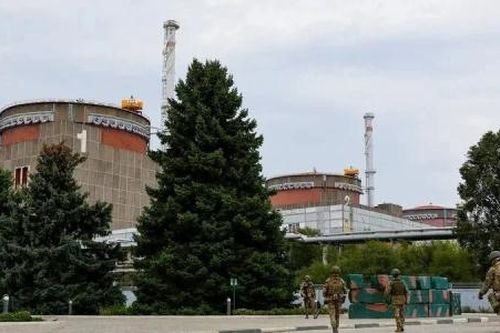 Nhà máy điện hạt nhân Zaporizhzhia bị tấn công trực diện, IAEA nói hành động nguy hiểm, Nga quyết làm ra lẽ