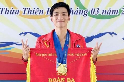 Kình ngư ĐH Duy Tân phá kỷ lục quốc gia, giành 2 huy chương Vàng tại Giải Bơi 2024