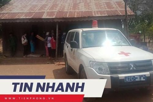 TIN NHANH: Thông tin về nữ sinh lớp 7 tử vong sau học thể dục; Tháp khổng lồ đổ sập xuống dòng người