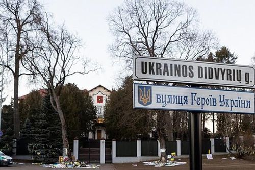 Đại sứ quán Nga ở Lithuania liên tiếp bị tấn công bằng bom cháy