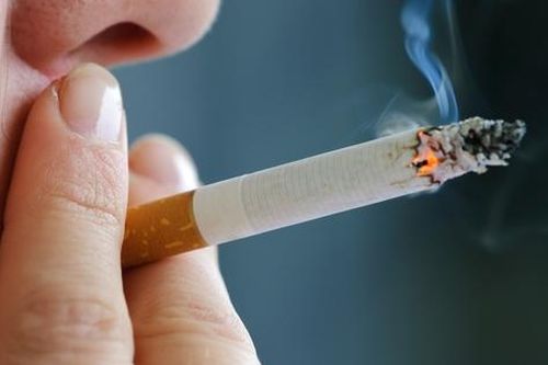Điều gì xảy ra với cơ thể khi bạn hút một điếu thuốc?
