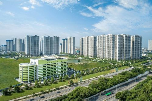 JLL: Thị trường nhà ở TP.HCM trầm lắng kéo dài, nhu cầu ở Hà Nội vẫn tích cực
