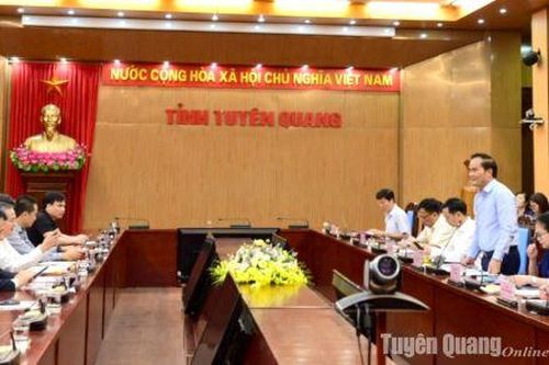 Bệnh viện Đại học Y Hà Nội hỗ trợ nâng cao chất lượng khám chữa bệnh tại các huyện vùng cao tại Tuyên Quang