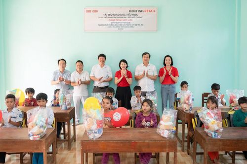Central Retail Việt Nam bàn giao công trình lớp học tại Quảng Ngãi