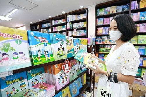 Định giá sách giáo khoa bảo đảm quyền lợi người dân