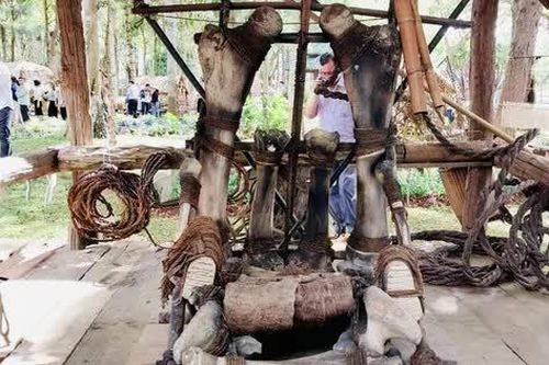 Gia Lai bị trộm mất 4 hiện vật đang trưng bày ở Thiên đường Tây Nguyên