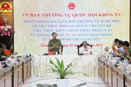 Đoàn giám sát của Ủy ban Thường vụ Quốc hội làm việc với UBND tỉnh Kiên Giang