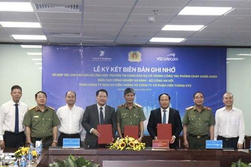 Ký ghi nhớ hợp tác chuyển đổi số trong lĩnh vực PCCC