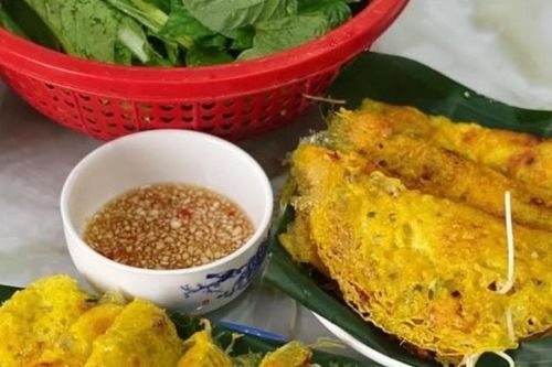 Bánh xèo trong top 6 món Việt vào danh sách đồ ăn vặt ngon nhất châu Á