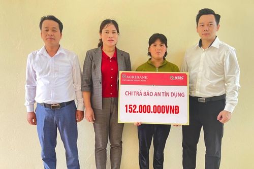 Chi trả quyền lợi bảo hiểm Bảo an tín dụng cho gia đình khách hàng tại Hà Quảng