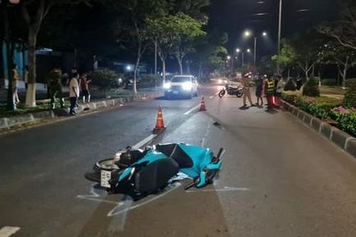 Truy nhanh đối tượng tông thẳng xe khiến CSGT bị thương rồi bỏ chạy