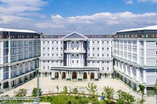 Trường Quốc tế Mỹ đã chi 19 tỷ đồng tiền lương, bảo hiểm cho giáo viên