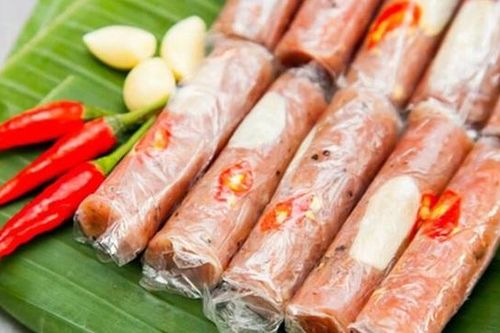 Món ăn chua cay từ thịt sống của Việt Nam lot top món cay ngon nhất thế giới