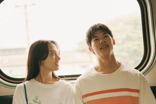 'Thanh Xuân 18x2' đầy rung động, cùng Hứa Quang Hán tìm lại mối tình đầu