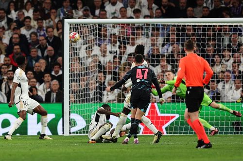 Thống kê không tưởng của Real và Man City