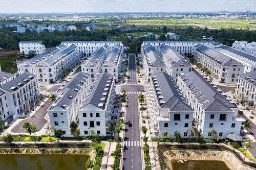 Giá nhà liền thổ thành phố Hồ Chí Minh chạm ngưỡng gần 400 triệu đồng/m2