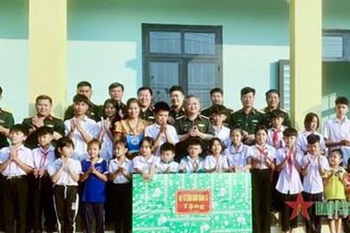 Trung đoàn 710: Đặt lợi ích của nhân dân lên hàng đầu để tạo việc làm, nâng cao thu nhập