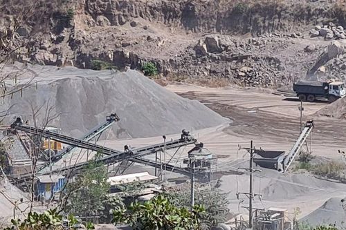 Đồng Nai: Dân bức xúc vì bụi đá, tiếng ồn từ mỏ đá Núi Nứa
