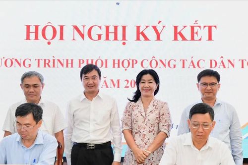 Phối hợp chăm lo, nâng cao đời sống đồng bào dân tộc thiểu số