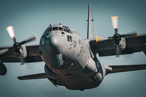 Mỹ tặng máy bay vận tải C-130H Hercules cho đồng minh thân thiết