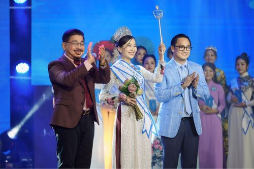 Nữ điều dưỡng đăng quang Hoa khôi Nét đẹp thầy thuốc trẻ