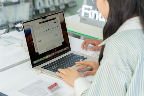 Macbook Air M3 mở bán sớm tại Việt Nam, giá chỉ từ 24,9 triệu đồng