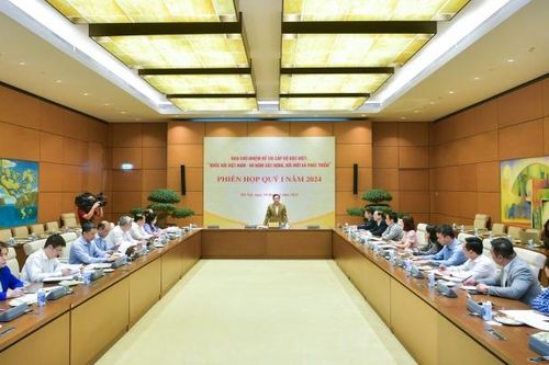 Tập trung hoàn thiện Đề tài cấp Bộ đặc biệt 'Quốc hội Việt Nam - 80 năm xây dựng, đổi mới và phát triển'