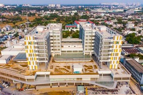 Cận cảnh bệnh viện nghìn tỉ đang hoàn thiện ở cửa ngõ phía Đông TPHCM