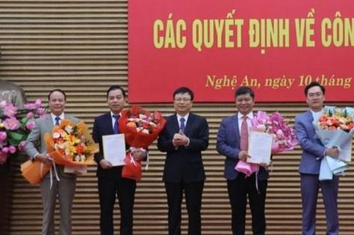 Điều động, bổ nhiệm nhiều vị trí cán bộ chủ chốt ở 3 tỉnh
