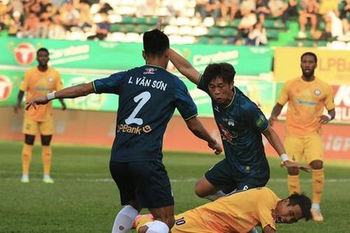 Vì sao V-League 2024 lùi ngày khởi tranh?