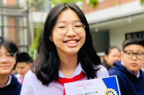 Nữ sinh lớp 7 ở Hà Nội đạt 8.5 IELTS ngay lần thi đầu tiên