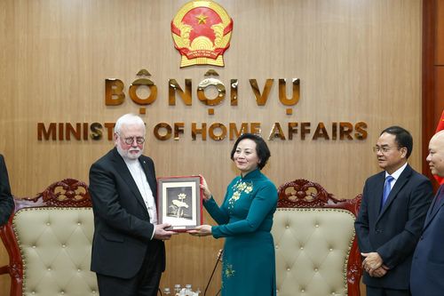 Bộ trưởng Nội vụ tiếp Bộ trưởng Ngoại giao Tòa thánh Vatican