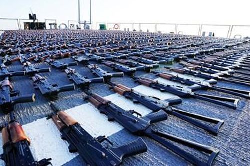 Mỹ chuyển giao cho Ukraine lô vũ khí tịch thu được từ Iran