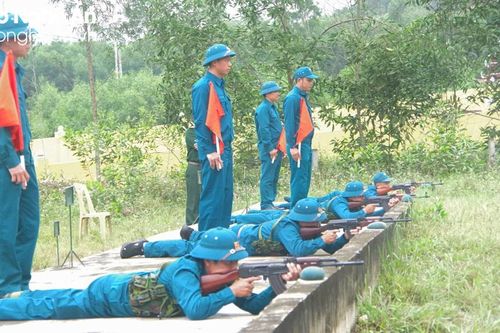 Quân khu 4 kiểm tra công tác huấn luyện Dân quân năm 2024 tại Nghệ An