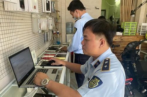 Xử phạt 90 triệu đồng cơ sở kinh doanh điện thoại di động nhập lậu