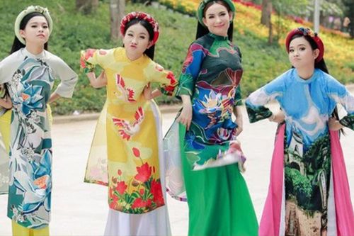 Sinh nhật cố ca sĩ Phi Nhung, 3 con gái nuôi xúc động nhớ mẹ