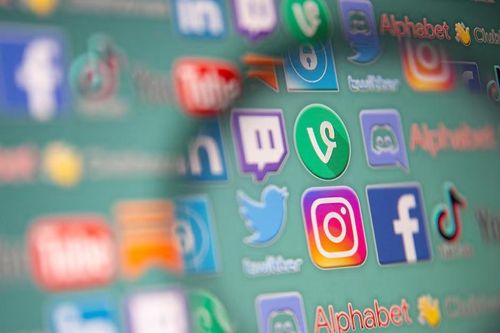 Bên trong cuộc đua thu thập dữ liệu đào tạo AI của giới Big Tech