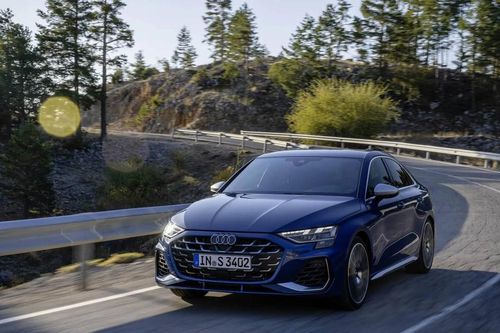 Audi ra mắt dòng xe S3 2025 với 'sức mạnh' vượt trội