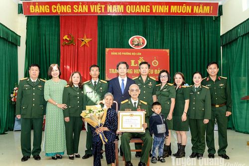 Một lòng theo Đảng