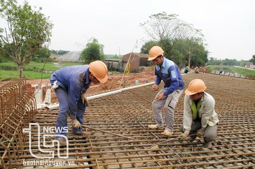 Gỡ 'nút thắt' mặt bằng cho các dự án giao thông ở Phú Bình