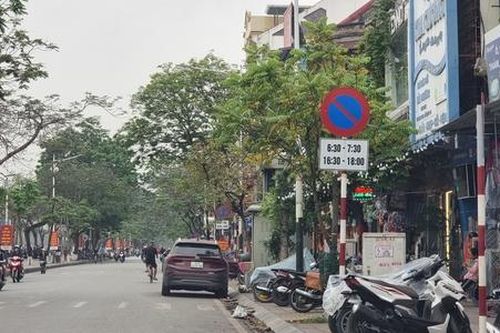 Hải Phòng: Cần gỡ 'nút thắt' quá tải điểm đỗ xe ô tô trong khu vực trung tâm