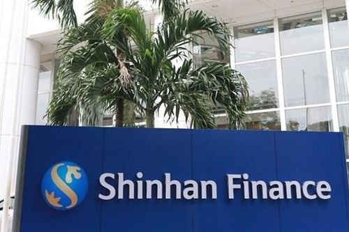 Shinhan Finance ghi nhận kết quả kinh doanh 2023 sụt giảm mạnh