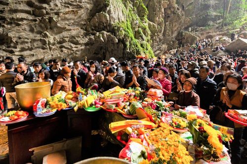 Kinh nghiệm đi chùa Hương đầy đủ và chi tiết