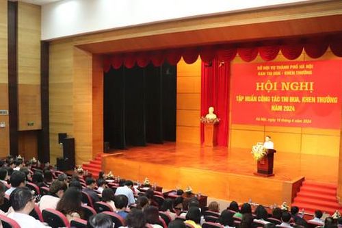 Hơn 350 người được tập huấn về công tác thi đua, khen thưởng