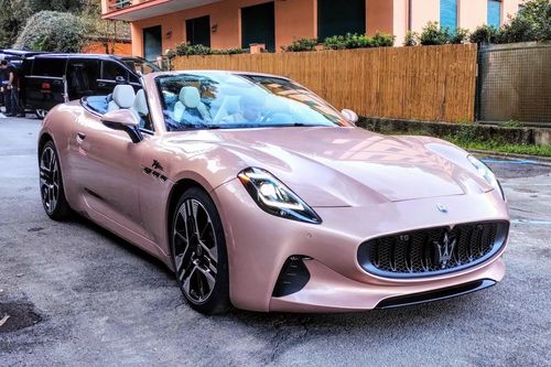 Chưa ra mắt, Maserati GranCabrio Folgore đã lộ diện trên đường phố