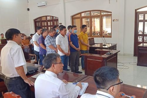 Vì sao hoãn phiên tòa xét xử sai phạm tại Trung tâm đăng kiểm 60.05D?