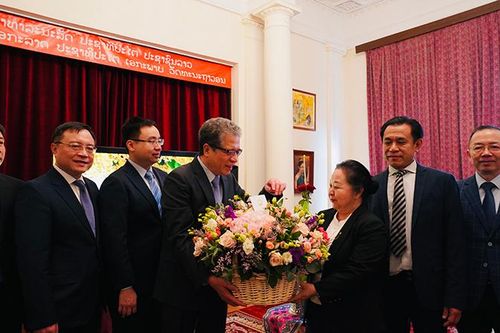 Đại sứ quán Việt Nam tại Nga chúc mừng Tết cổ truyền Lào